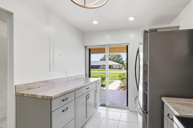 5852 Dream Court 35D, Fort Pierce, FL 34982