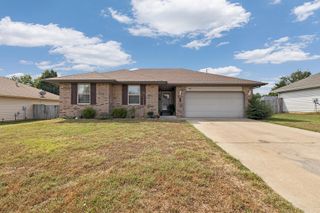 443 S Beechwood Avenue, Republic, MO 65738