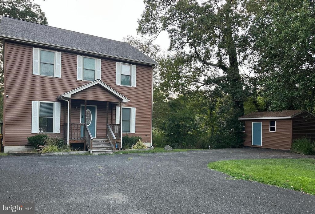 4922 LERCH DR, Shady Side, MD 20764