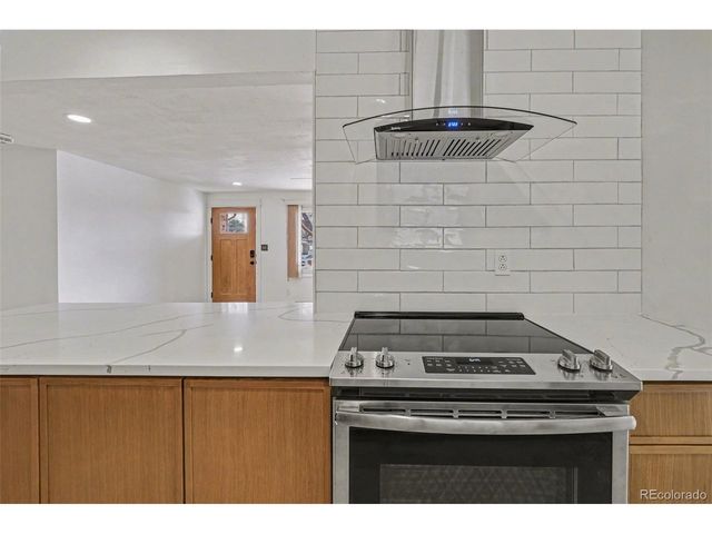3211 Butternut Dr., Loveland, CO 80538