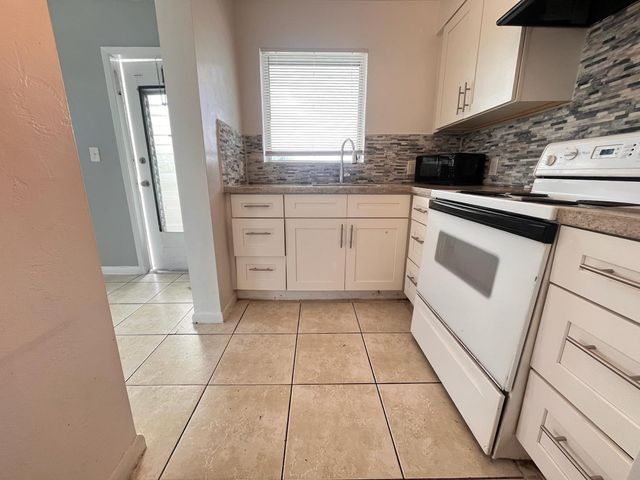 1251 W River Drive Unit 1, Margate, FL 33063