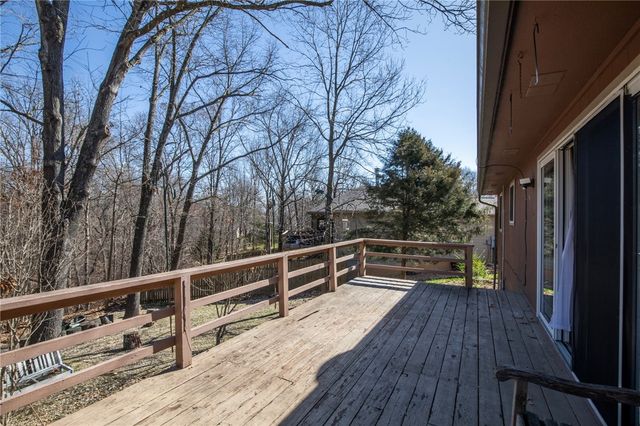 9 Cromer Drive, Bella Vista, AR 72715