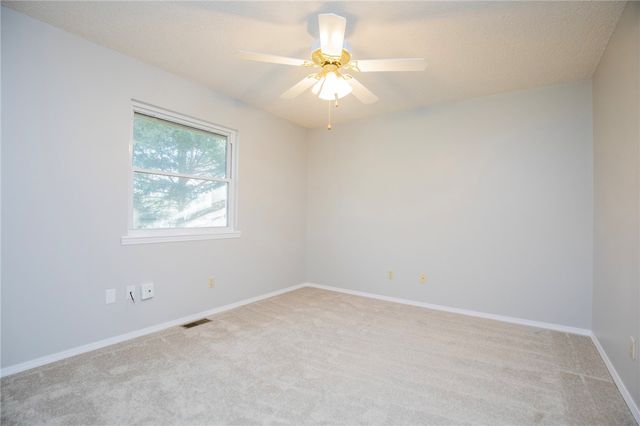 9 Cromer Drive, Bella Vista, AR 72715