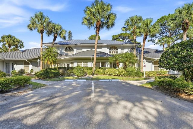 7370 Pine Creek Way, Port St. Lucie, FL 34986