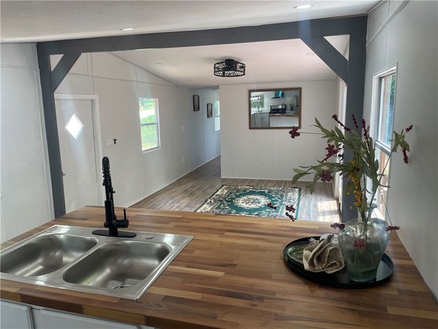 201 Craft Street, Calhoun Falls, SC 29628