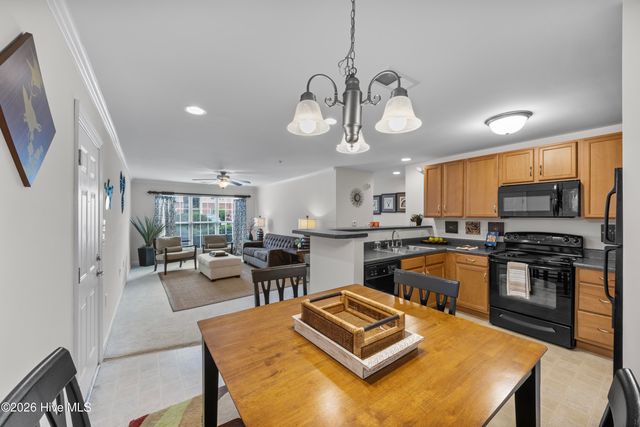 2827 Bloomfield Lane Unit 106, Wilmington, NC 28412