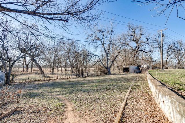 417 Vickie Drive, Del City, OK 73115