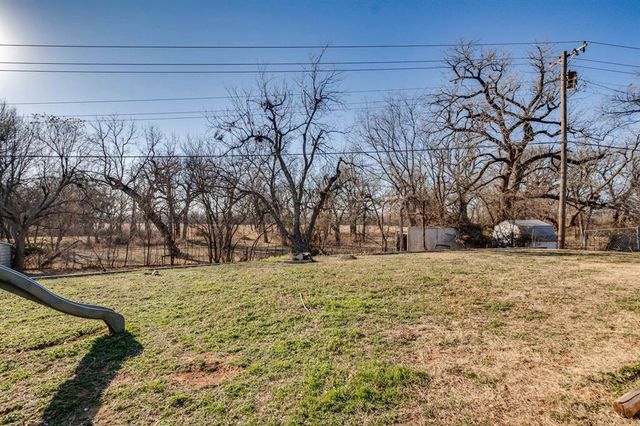 417 Vickie Drive, Del City, OK 73115