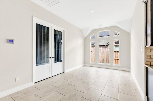 9810 Carver Drive, Rosharon, TX 77583