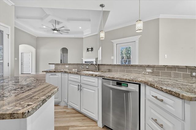 15229 Barataria Dr, Corpus Christi, TX 78418