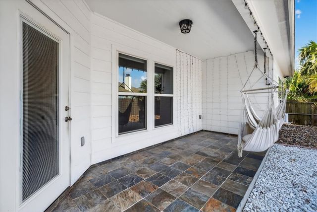 15229 Barataria Dr, Corpus Christi, TX 78418