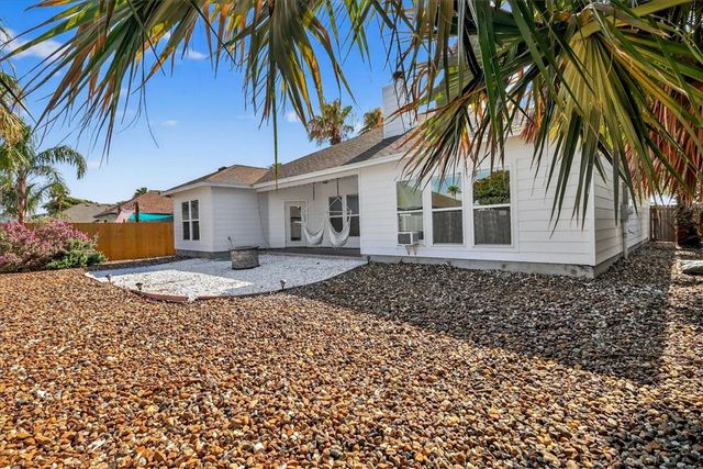 15229 Barataria Dr, Corpus Christi, TX 78418