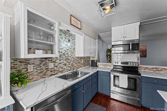 6305 W 6th Avenue D16, Lakewood, CO 80214