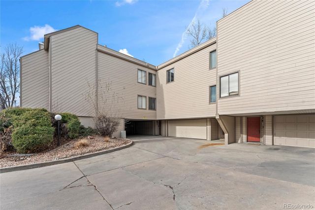 6305 W 6th Avenue D16, Lakewood, CO 80214