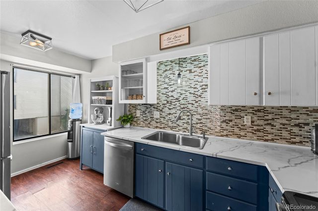 6305 W 6th Avenue D16, Lakewood, CO 80214