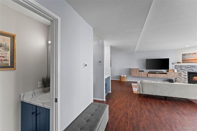 6305 W 6th Avenue D16, Lakewood, CO 80214