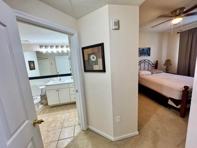 9857 Baywinds 9210, West Palm Beach, FL 33411