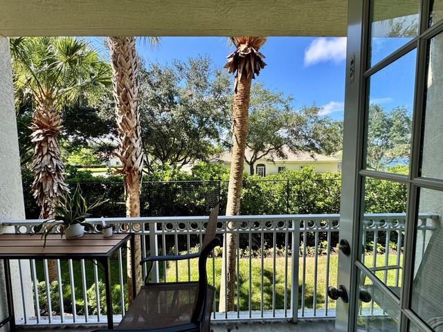 9857 Baywinds 9210, West Palm Beach, FL 33411