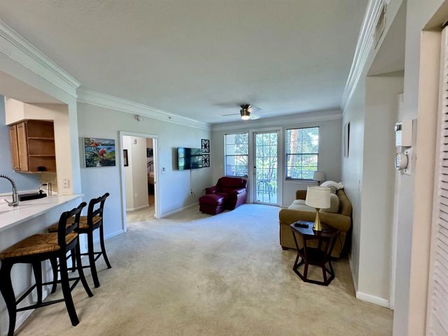 9857 Baywinds 9210, West Palm Beach, FL 33411