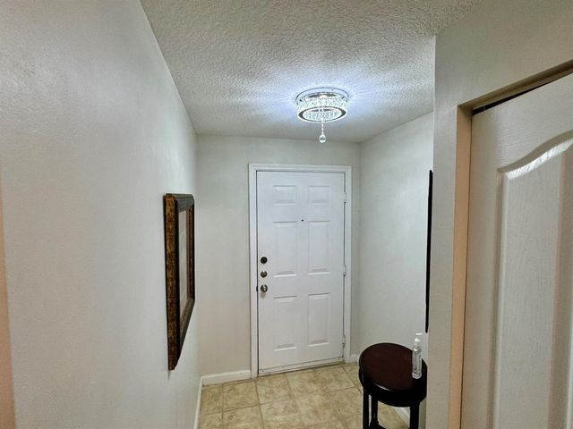 9857 Baywinds 9210, West Palm Beach, FL 33411