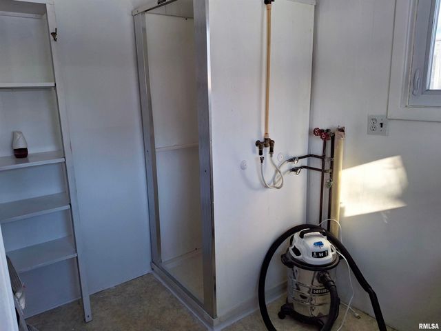 601 N GRAND Avenue, St David, IL 61563