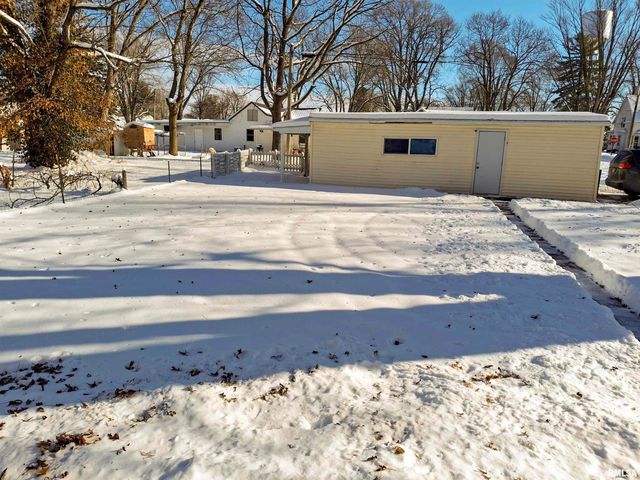 601 N GRAND Avenue, St David, IL 61563