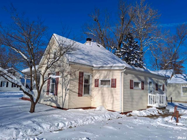 601 N GRAND Avenue, St David, IL 61563