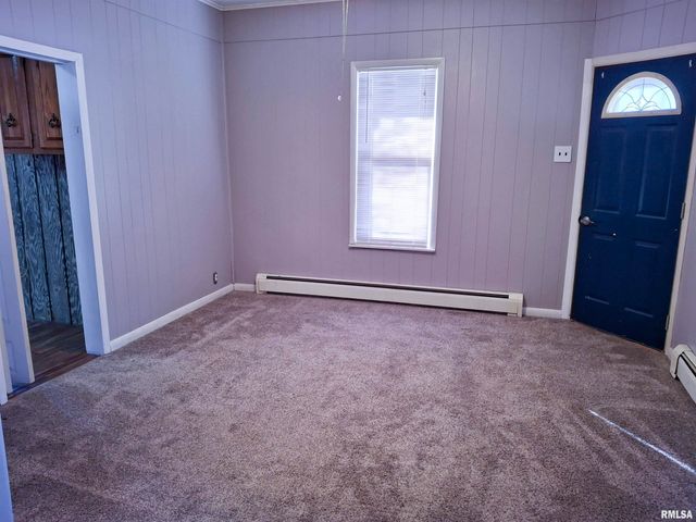 601 N GRAND Avenue, St David, IL 61563