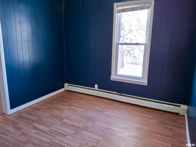 601 N GRAND Avenue, St David, IL 61563