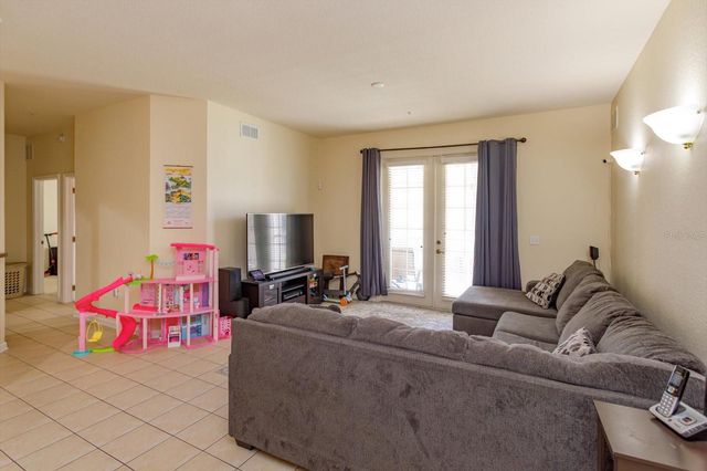 3001 LAUREL RUN LANE 206, Kissimmee, FL 34741