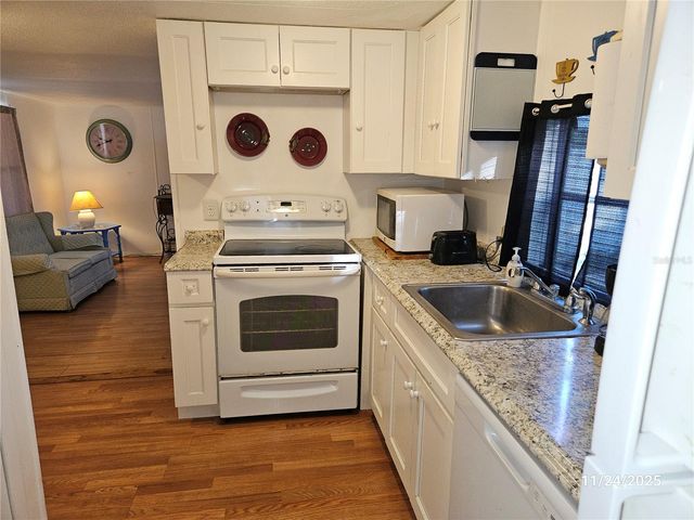 112 BAREFOOT TRAIL, Port Orange, FL 32129