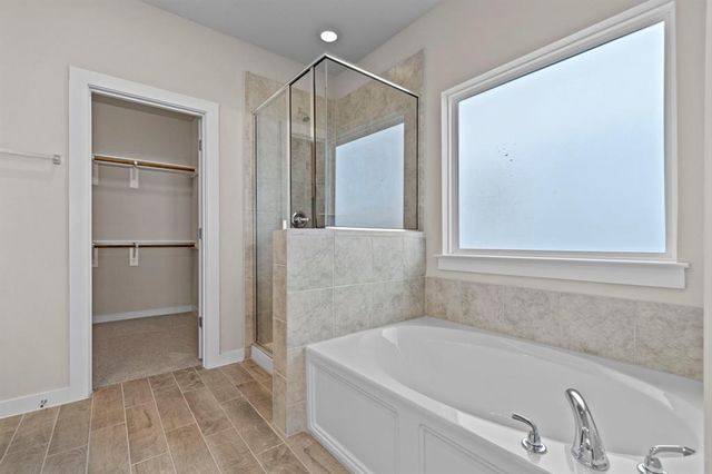 228 Appleberry LN, Elgin, TX 78621