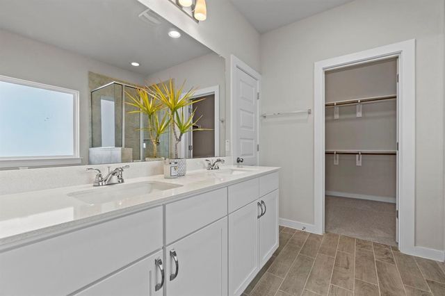228 Appleberry LN, Elgin, TX 78621