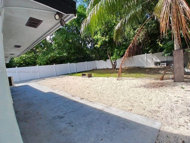 1053 NE 149th Street, Miami, FL 33161