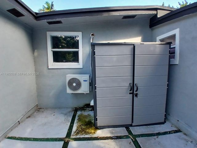 1053 NE 149th Street, Miami, FL 33161