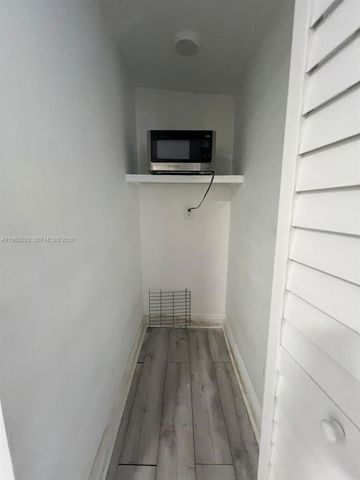 1053 NE 149th Street, Miami, FL 33161