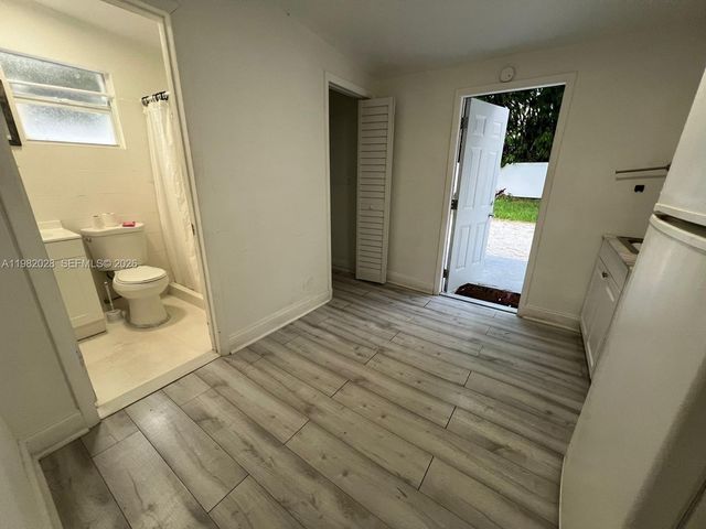 1053 NE 149th Street, Miami, FL 33161