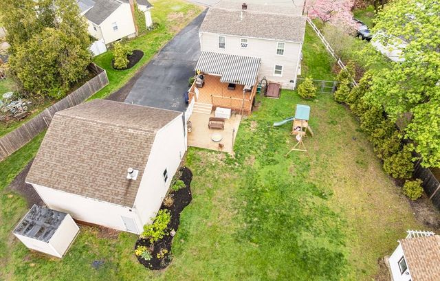 28 Nevens Circle, Rockland, MA 02370