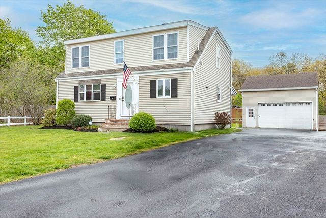 28 Nevens Circle, Rockland, MA 02370