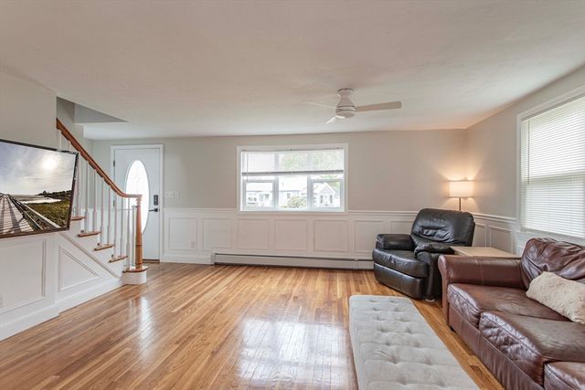28 Nevens Circle, Rockland, MA 02370