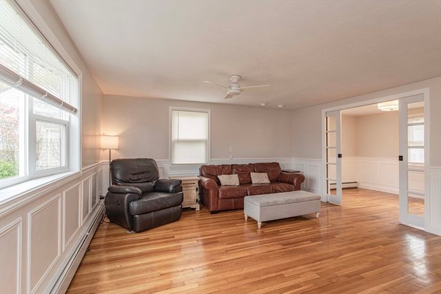 28 Nevens Circle, Rockland, MA 02370