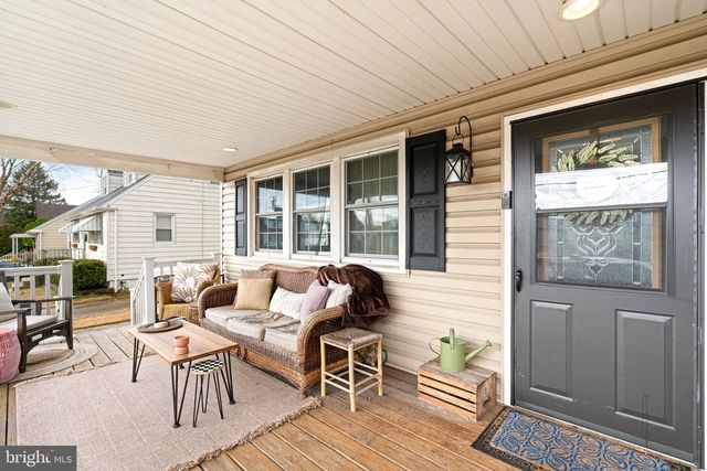 27 BRAISINGTON AVENUE, Bellmawr, NJ 08031