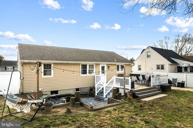 27 BRAISINGTON AVENUE, Bellmawr, NJ 08031