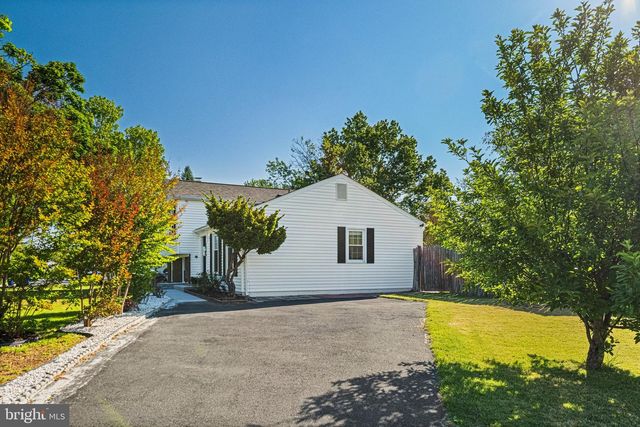 1000 HERTFORD ST, Herndon, VA 20170