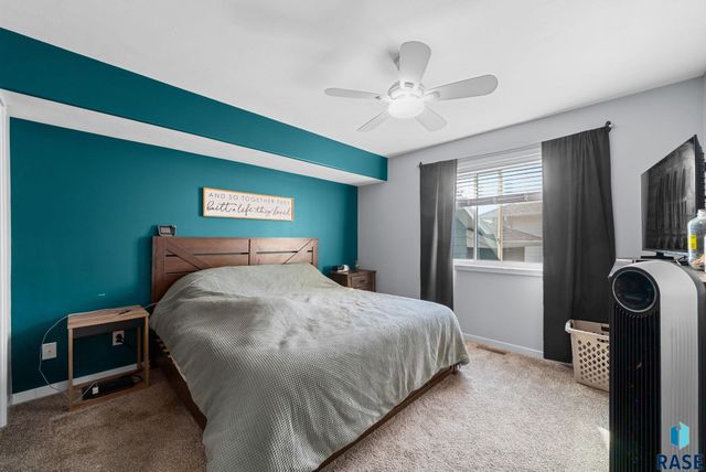 6904 W 66th St Street, Sioux Falls, SD 57106