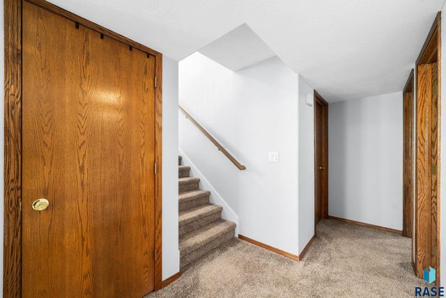 6904 W 66th St Street, Sioux Falls, SD 57106