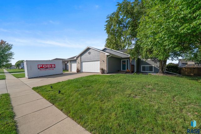 6904 W 66th St Street, Sioux Falls, SD 57106