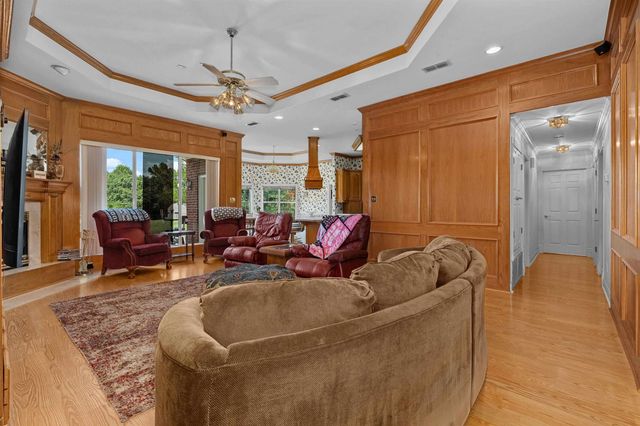325 Clements Ranch Rd, Kilgore, TX 75662