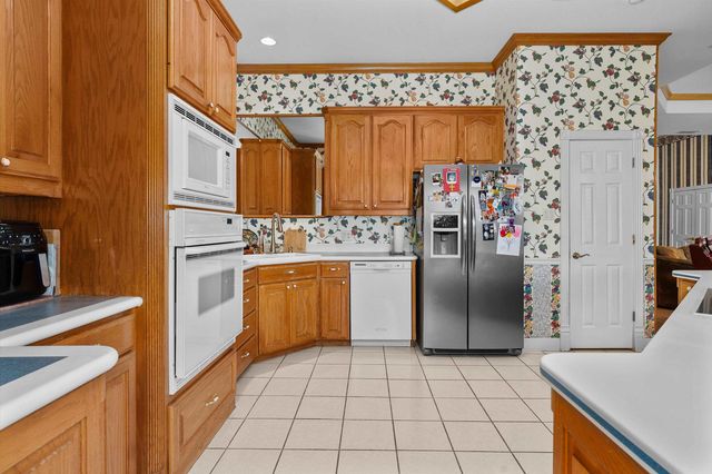 325 Clements Ranch Rd, Kilgore, TX 75662