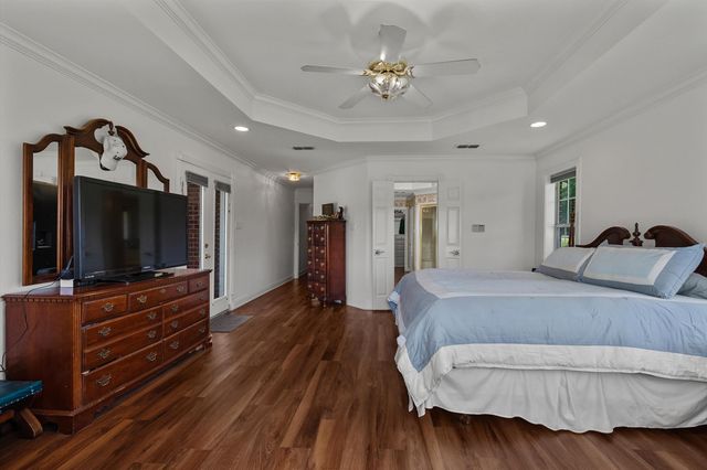 325 Clements Ranch Rd, Kilgore, TX 75662